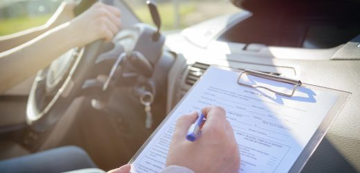 Examenul auto. Sfaturi pentru a fi trecut cu brio si curiozitati greu de crezut