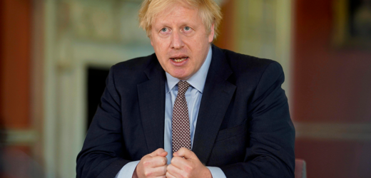 In fata valului de Covid-19 din Regatul Unit, opozitia il determina pe Boris Johnson sa adopte masuri noi