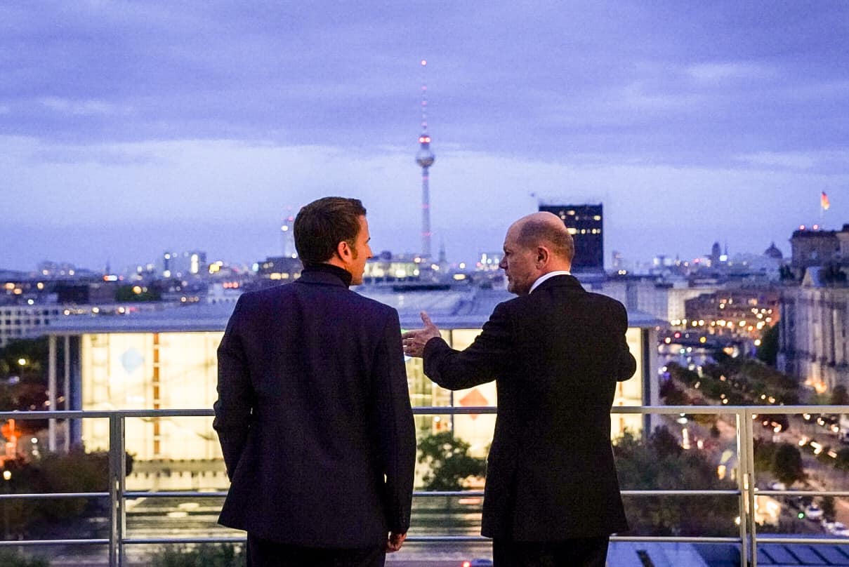 Crizele politice din Franta si Germania agraveaza dificultatile cu care se confrunta economia europeana