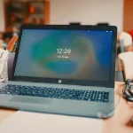 Influențe străine înainte de alegerile din SUA. X a suspendat mii de conturi suspecte