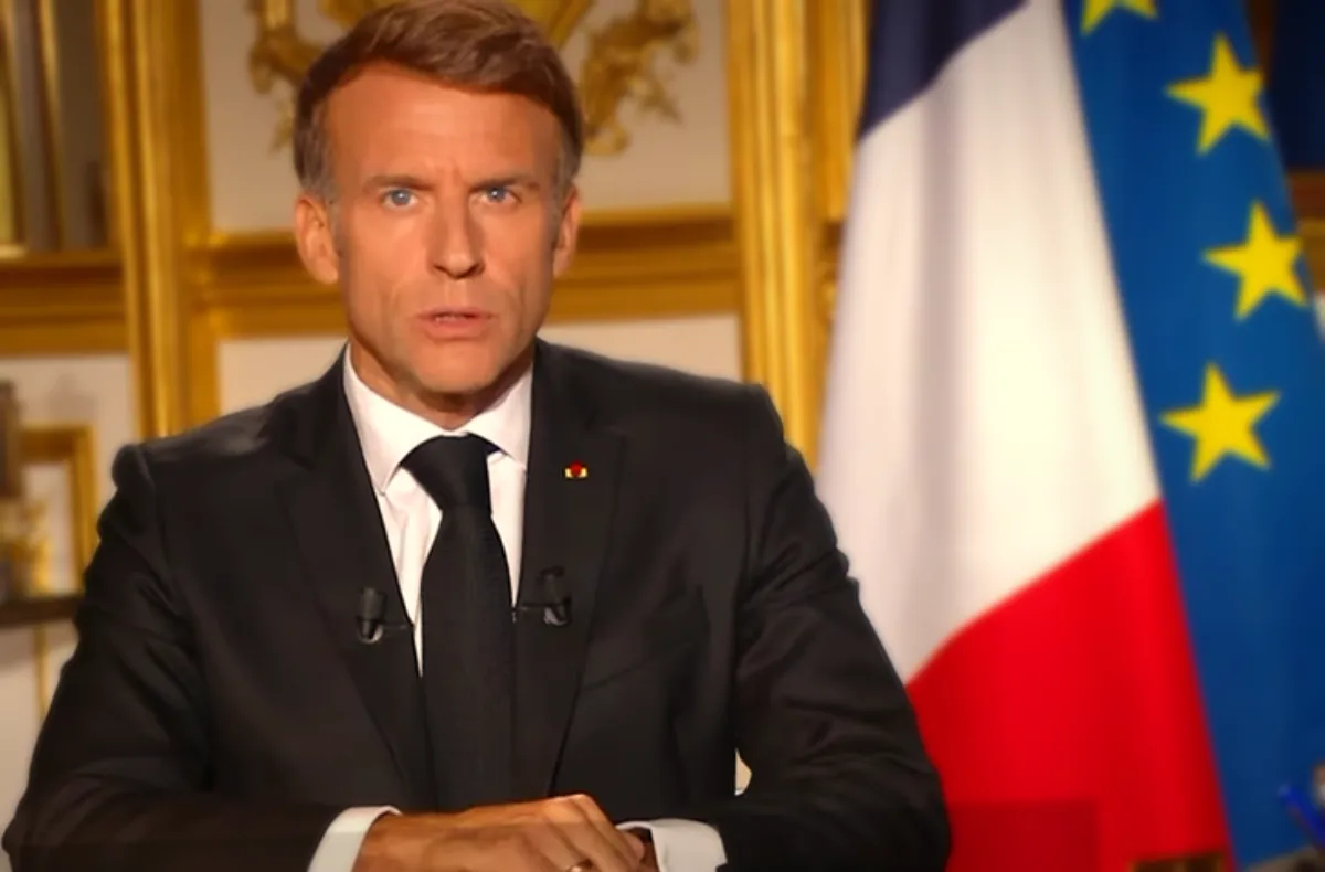 Macron anunță reducerea prețurilor la carburanți după protestele violente din Franța
