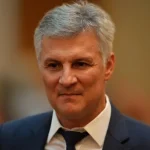 Ministrul Economiei susține că a găsit sume uriașe necheltuite. Execuția bugetară este de doar 23%